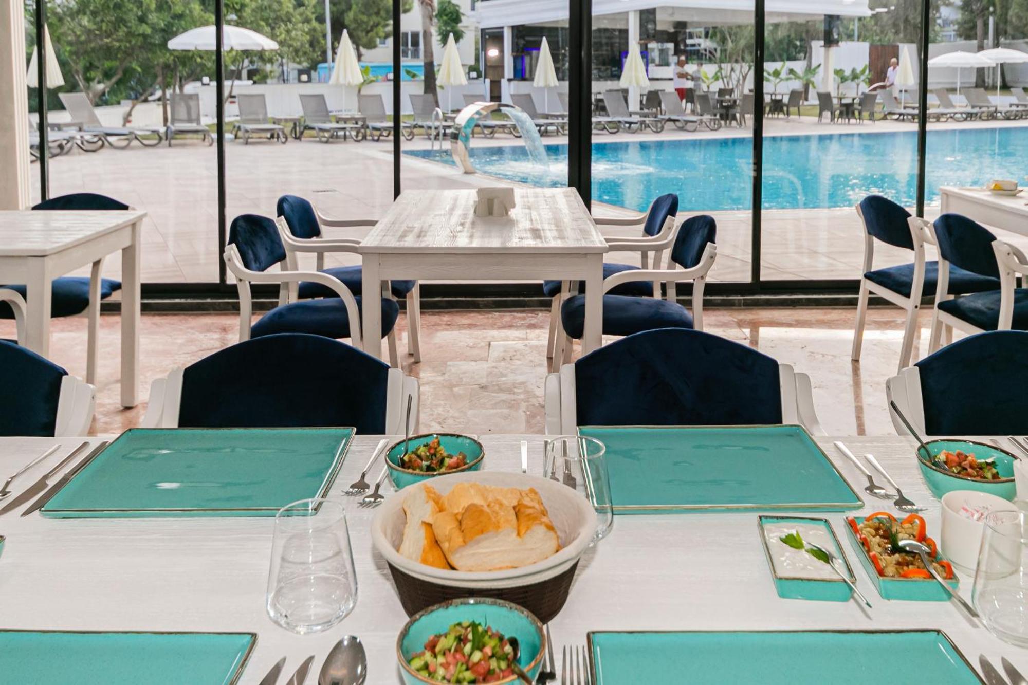 אנטליה Lara World Hotel מראה חיצוני תמונה